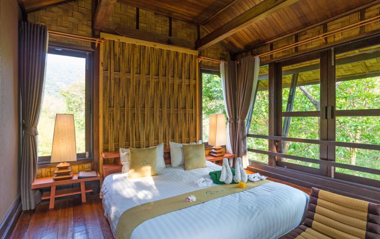 Alama Sea Village Resort - Sha Extra Plus Ko Lanta Exterior foto